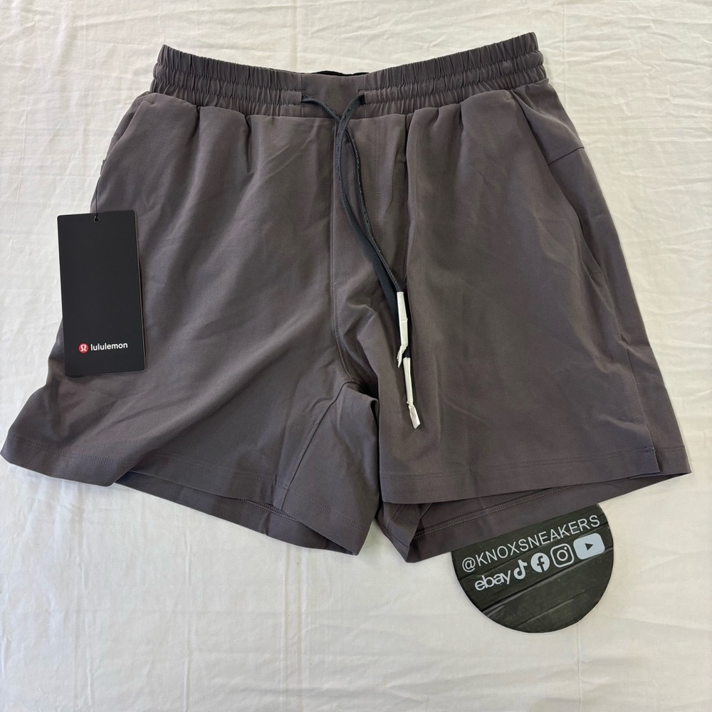 Lululemon Pool Short 5” Swimming Trunks SHDG Purple Men’s Size XS Extra Small